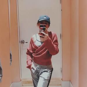 Meet your Posher, Socheata